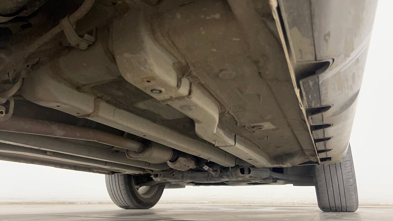 Used 2023 Hyundai Creta SX 1.5 Petrol Executive Petrol Manual extra REAR RIGHT UNDERBODY VIEW