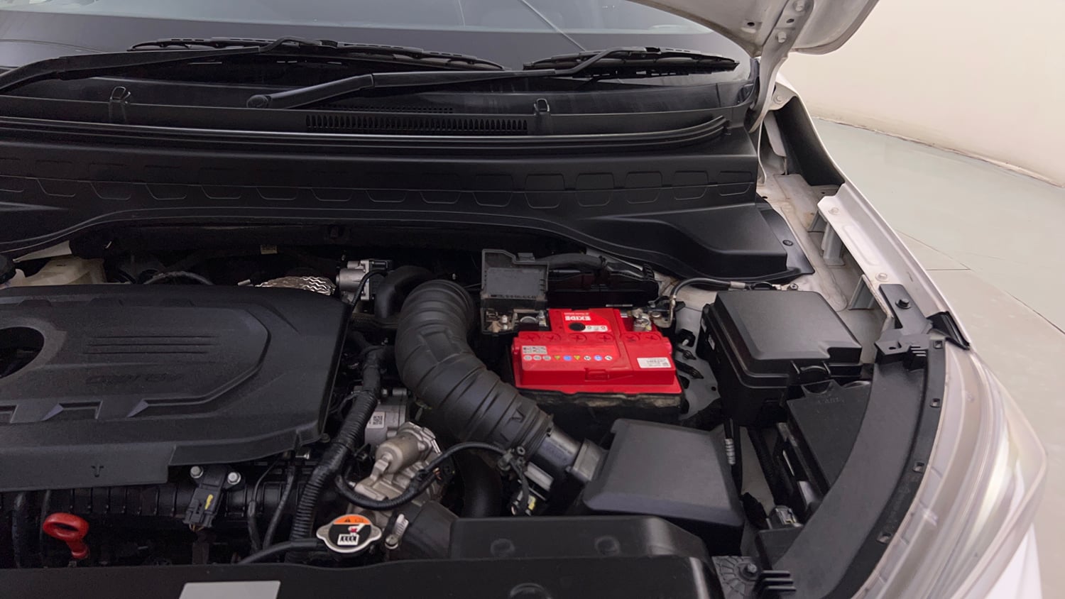 Used 2022 Kia Sonet HTX 1.5 AT Diesel Automatic engine ENGINE LEFT SIDE HINGE & APRON VIEW