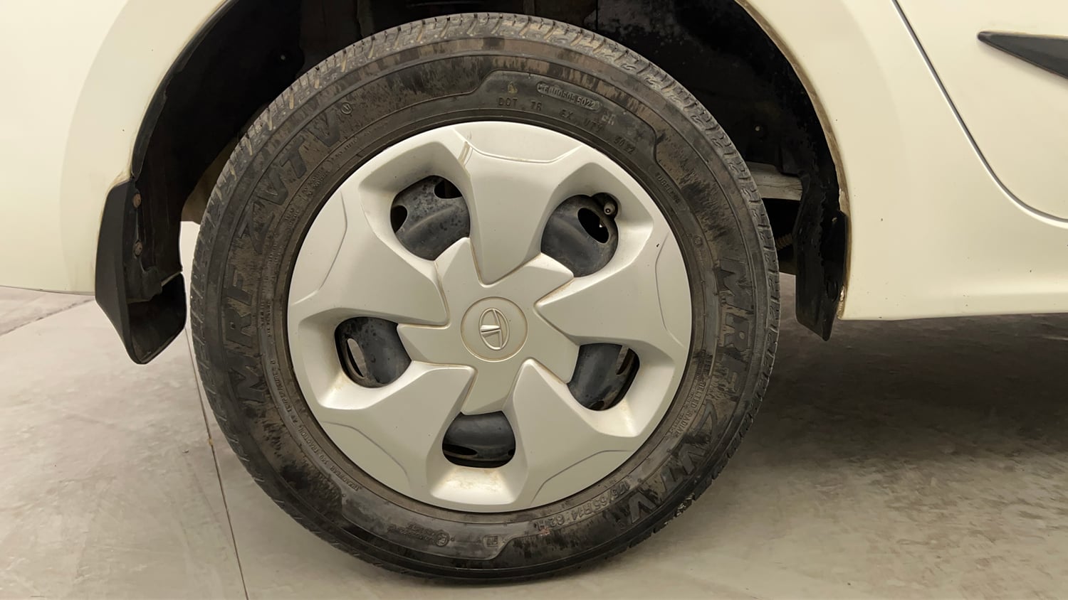 Used 2024 Tata Tigor XZ Petrol Manual tyres RIGHT REAR TYRE RIM VIEW