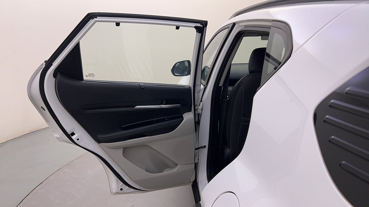 Used 2022 Kia Sonet HTX 1.5 AT Diesel Automatic interior LEFT REAR DOOR OPEN VIEW