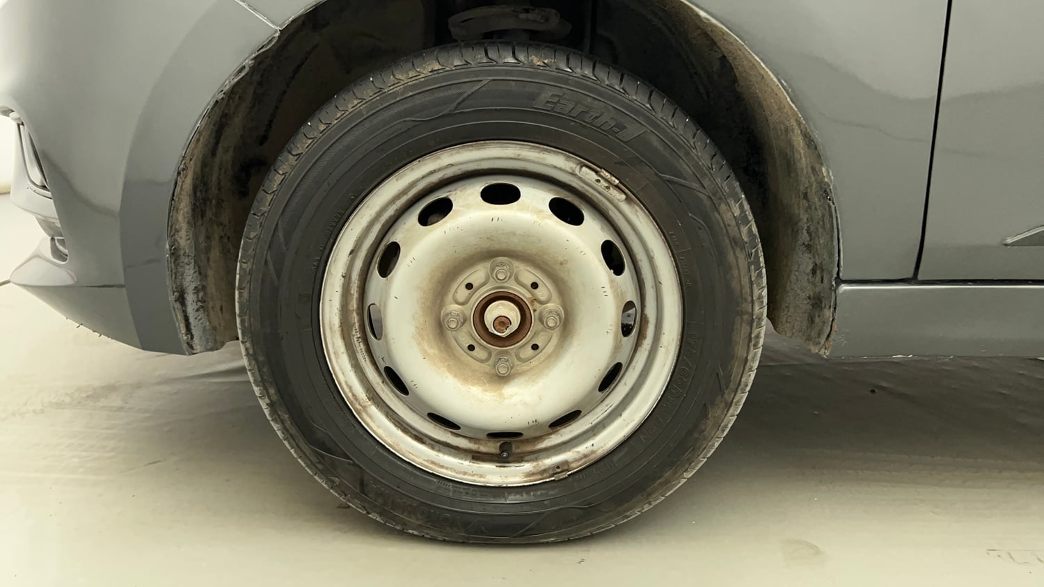 Used 2023 Tata Tiago XM CNG Cng Manual tyres LEFT FRONT TYRE RIM VIEW