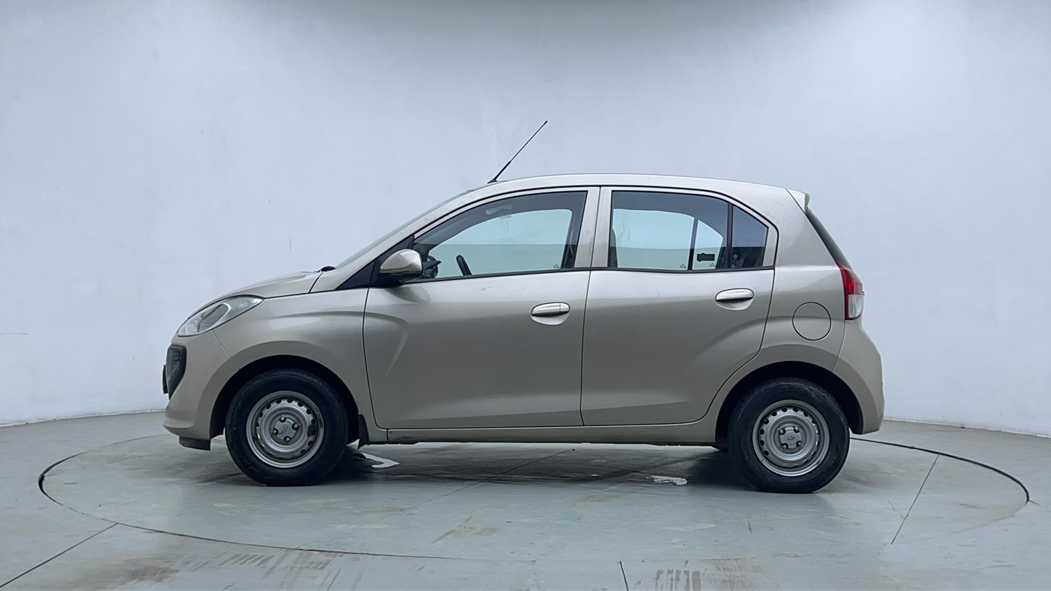 Used 2022 hyundai Santro Sportz Executive CNG Cng Manual exterior LEFT SIDE VIEW