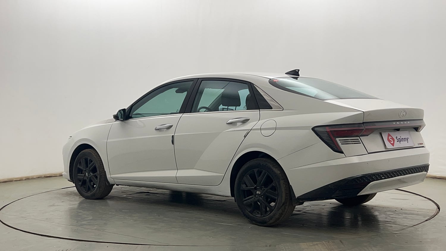 Used 2023 Hyundai Verna SX (O) 1.5 Turbo Petrol MT Petrol Manual exterior LEFT REAR CORNER VIEW