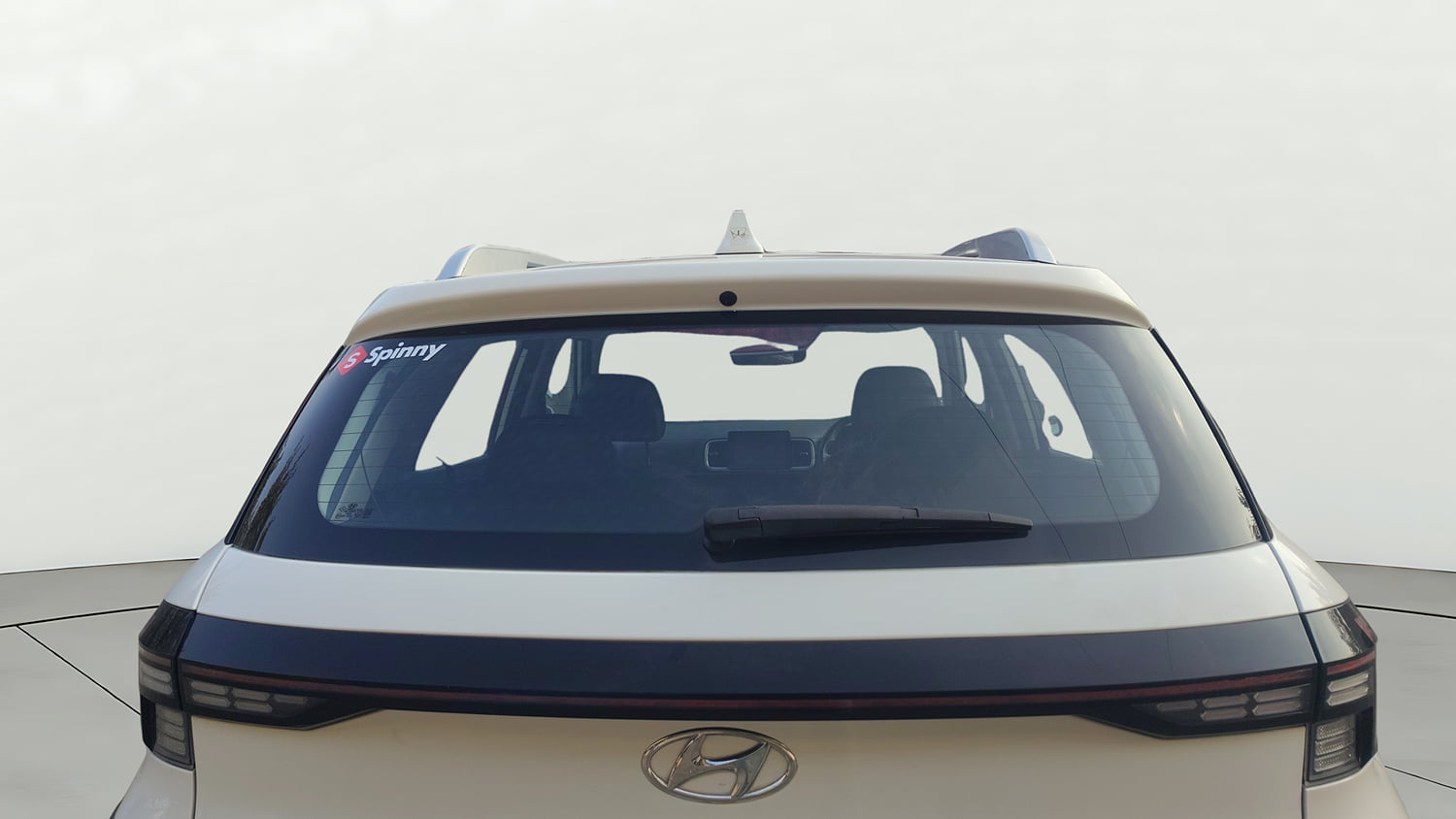 Used 2023 Hyundai Venue S (O) 1.0 Turbo DCT Petrol Automatic exterior BACK WINDSHIELD VIEW