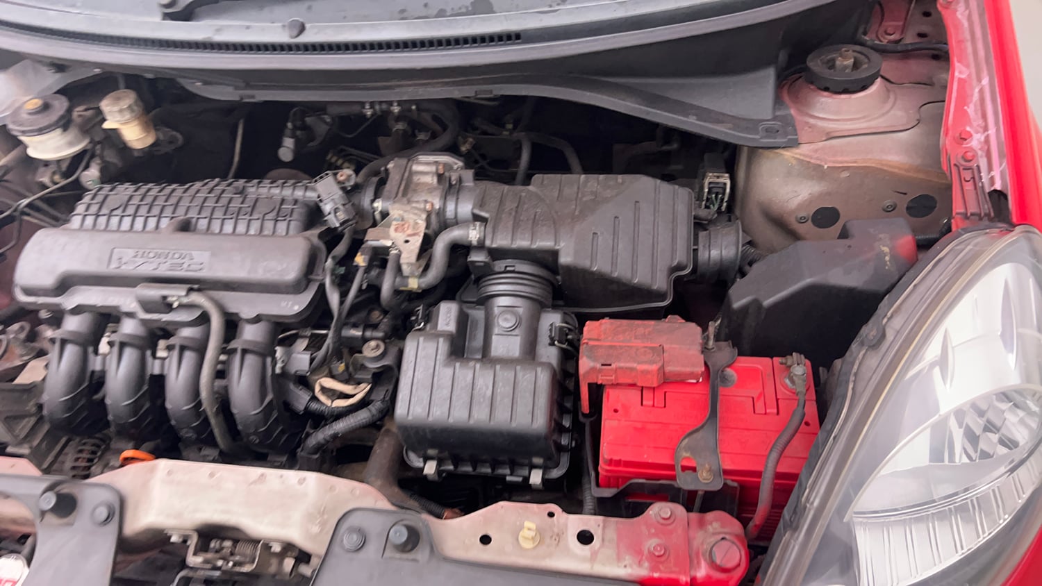 Used 2014 Honda Brio S MT Petrol Manual engine ENGINE LEFT SIDE VIEW