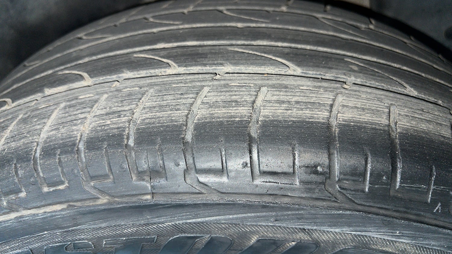 Used 2019 Hyundai Creta SX 1.6 (O) Executive Petrol Petrol Manual tyres LEFT REAR TYRE TREAD VIEW