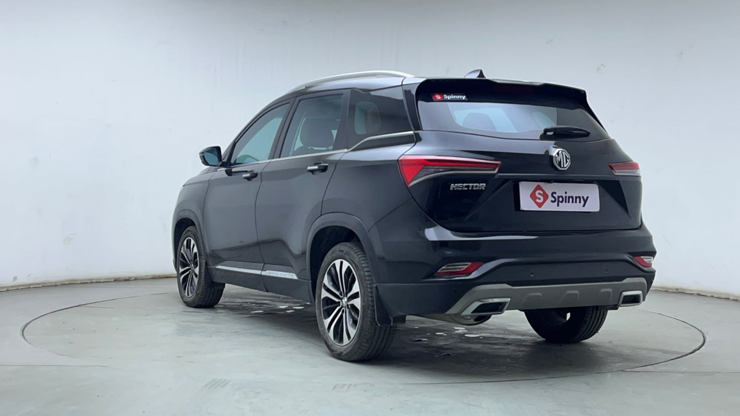 Used 2021 MG Motors Hector Plus Sharp 1.5 Petrol Turbo DCT 6-STR Petrol Automatic exterior LEFT REAR CORNER VIEW