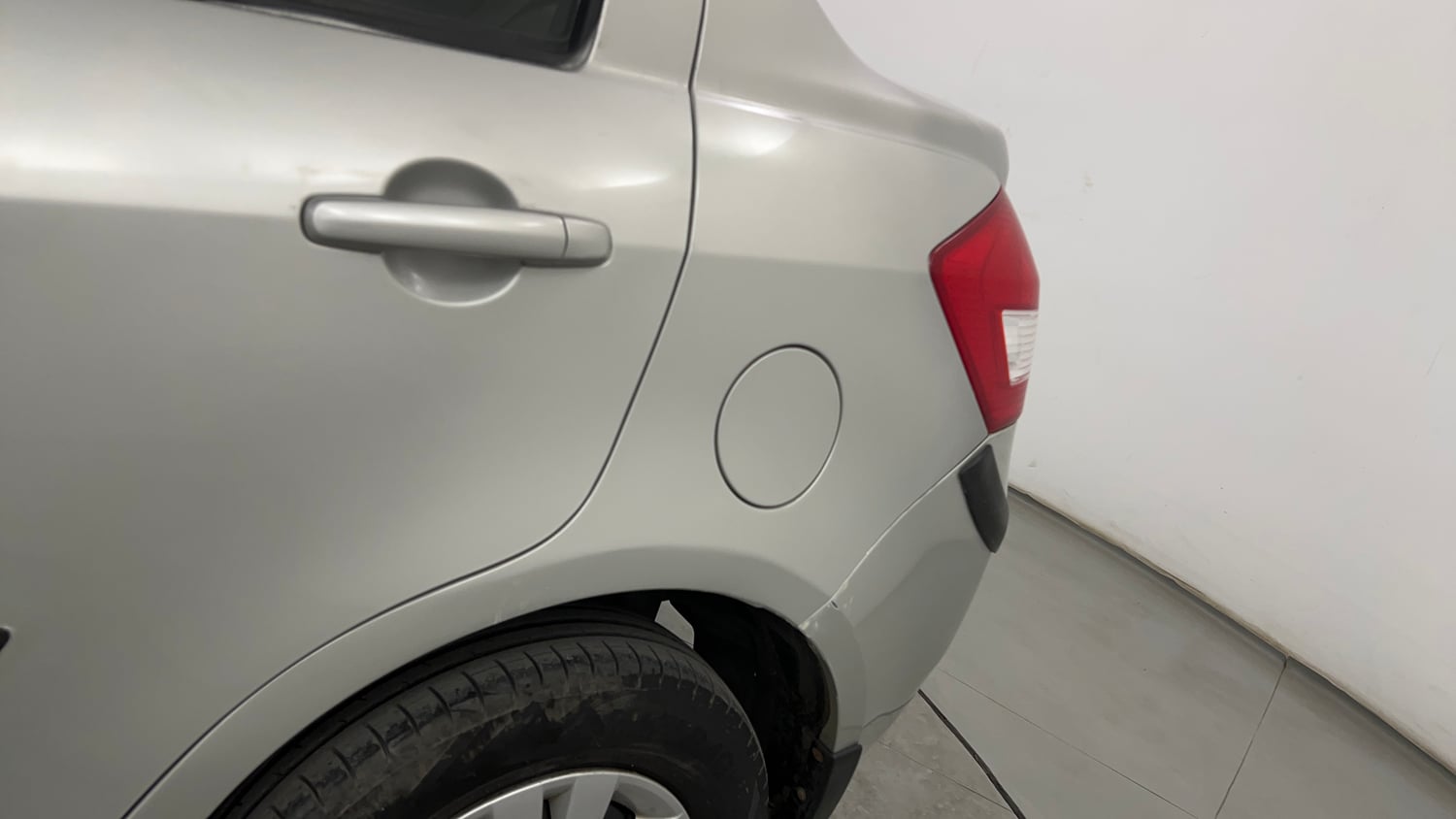 Used 2012 Maruti Suzuki Swift Dzire VXI Petrol Manual dents MINOR SCRATCH