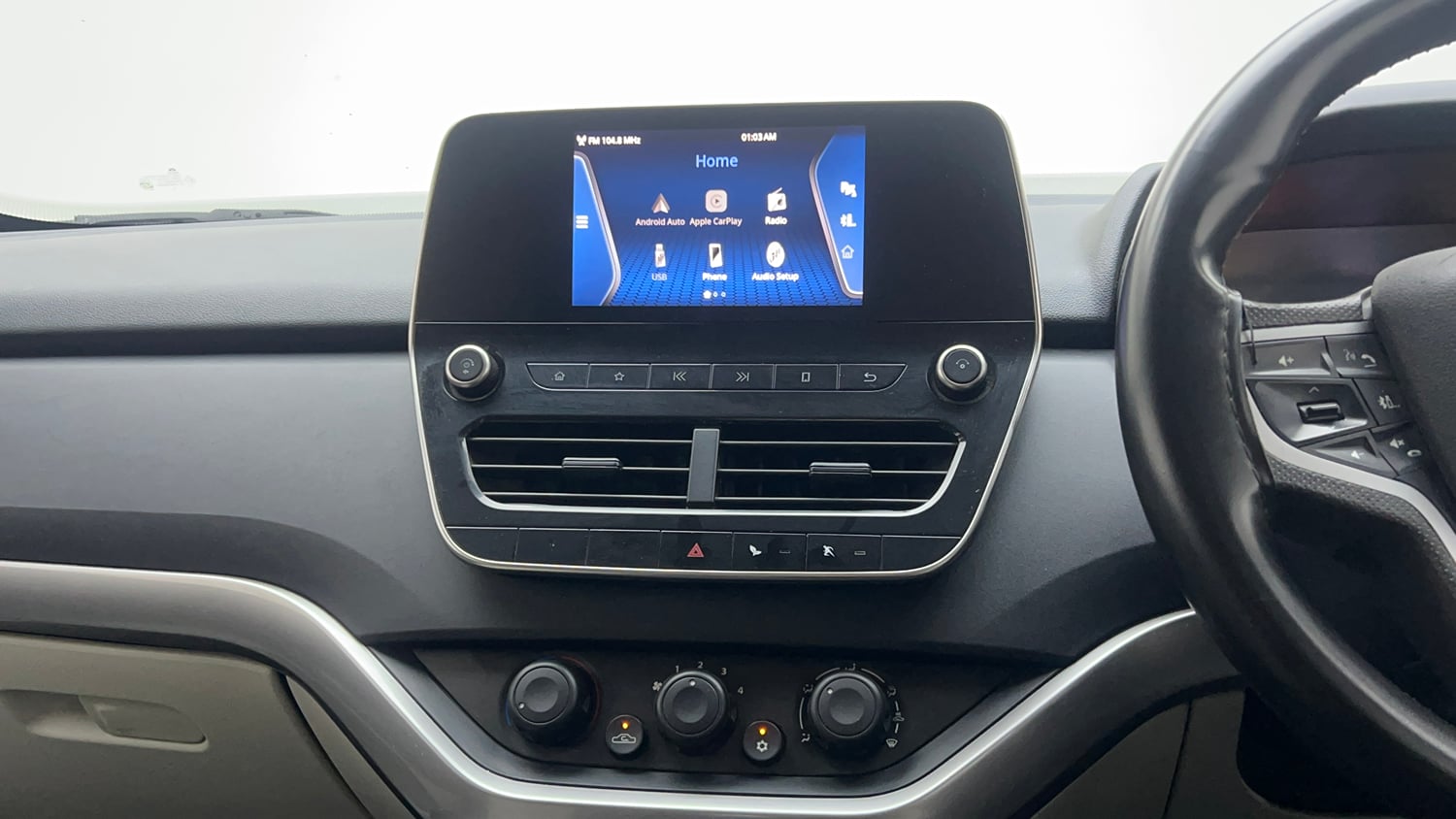Used 2023 Tata Safari XM Diesel Manual top_features Integrated (in-dash) music system