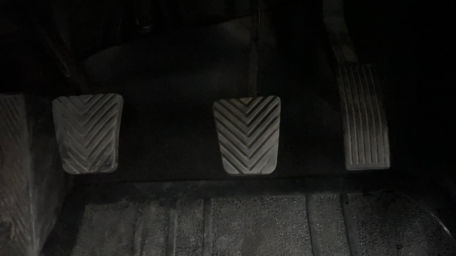 Used 2017 Hyundai Elite i20 Sportz 1.2 Petrol Manual interior PEDALS VIEW