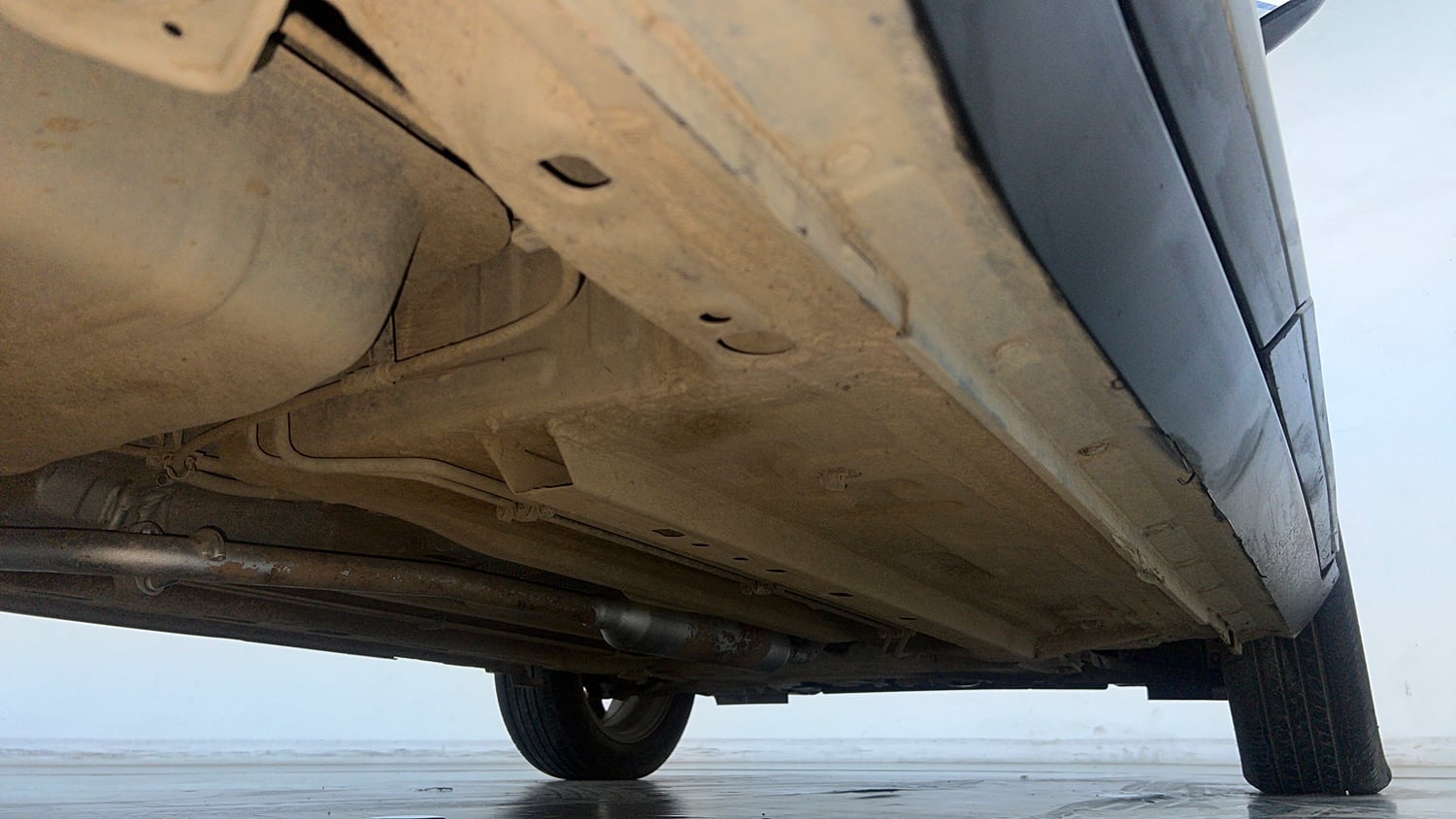 Used 2022 Nissan Magnite XV Petrol Manual extra REAR RIGHT UNDERBODY VIEW
