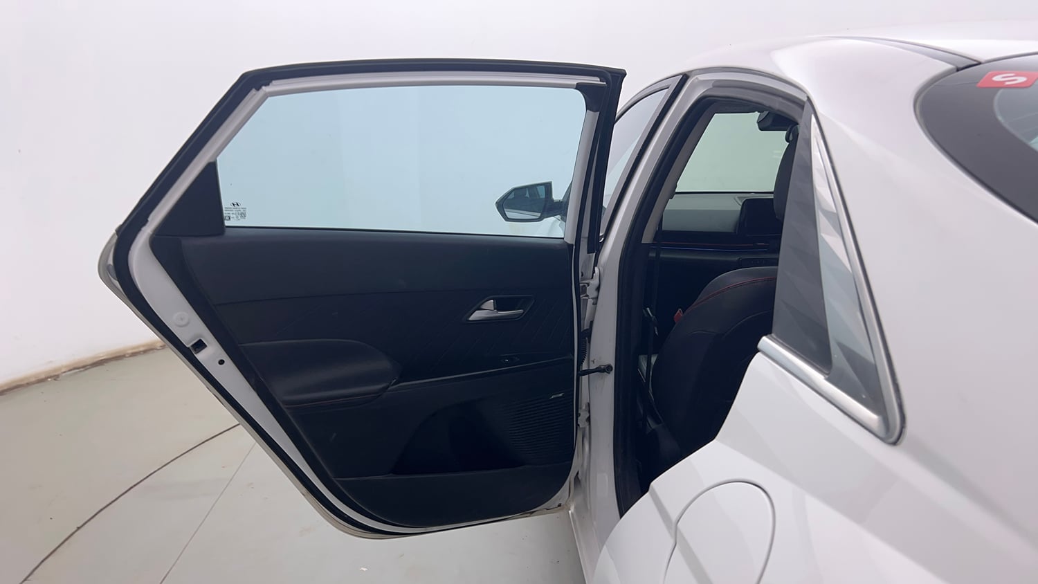 Used 2023 Hyundai Verna SX (O) 1.5 Turbo Petrol MT Petrol Manual interior LEFT REAR DOOR OPEN VIEW