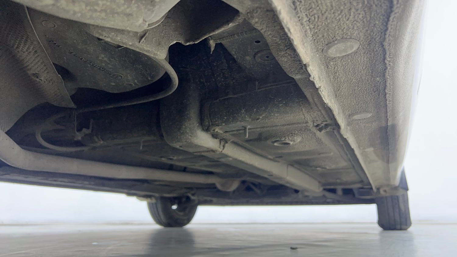 Used 2022 hyundai Santro Sportz Executive CNG Cng Manual extra REAR RIGHT UNDERBODY VIEW