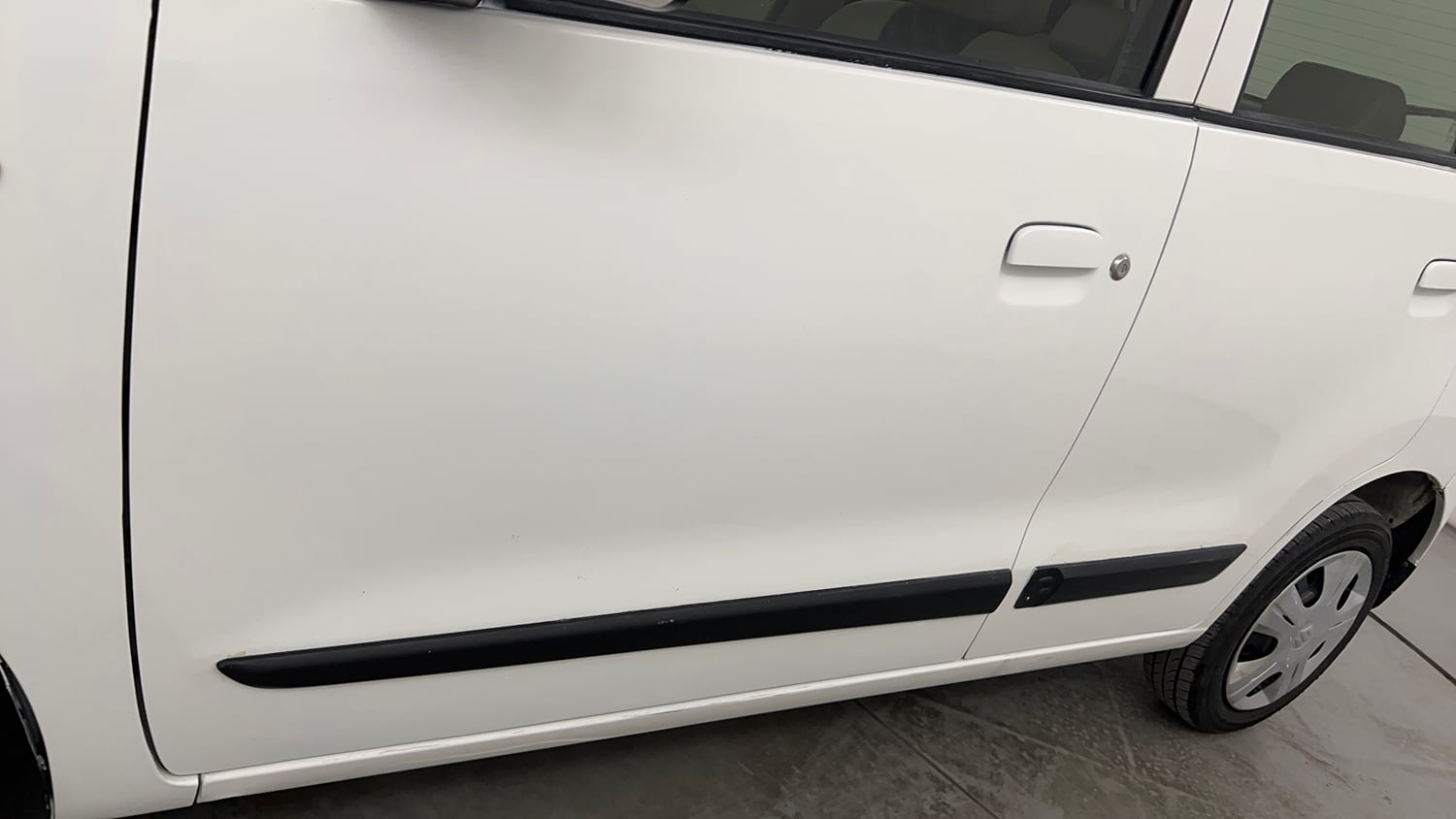 Used 2019 Maruti Suzuki Wagon R 1.0 VXI AMT Petrol Automatic dents MINOR DENT