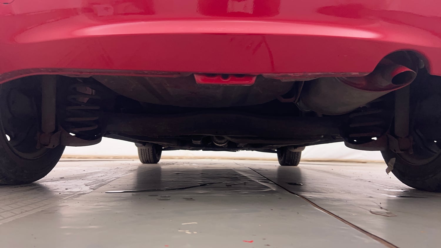 Used 2014 Honda Brio S MT Petrol Manual extra REAR UNDERBODY VIEW (TAKEN FROM REAR)