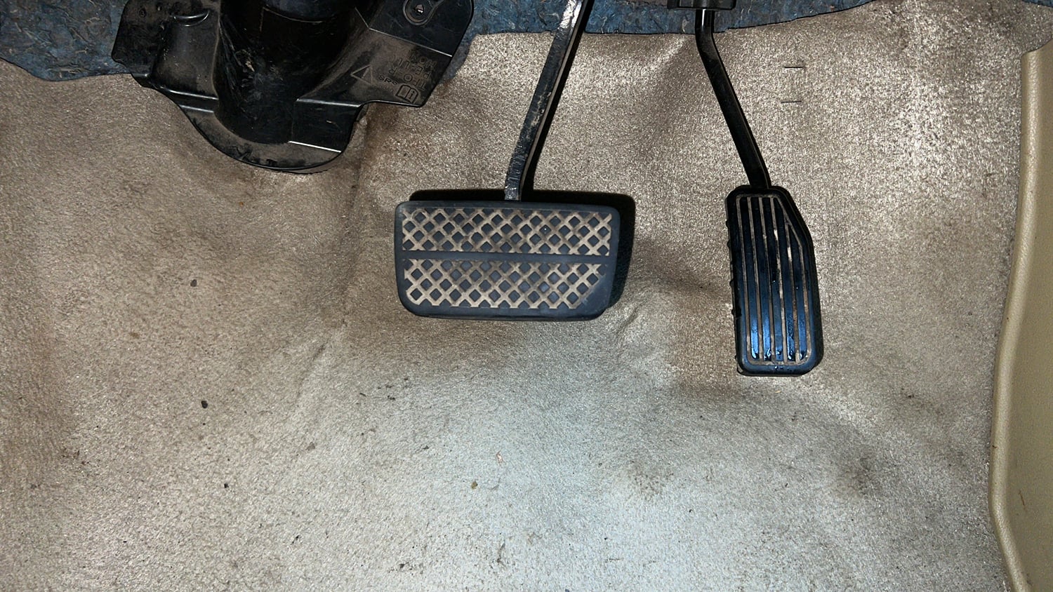 Used 2016 Honda Amaze 1.2 VX AT i-VTEC Petrol Automatic interior PEDALS VIEW