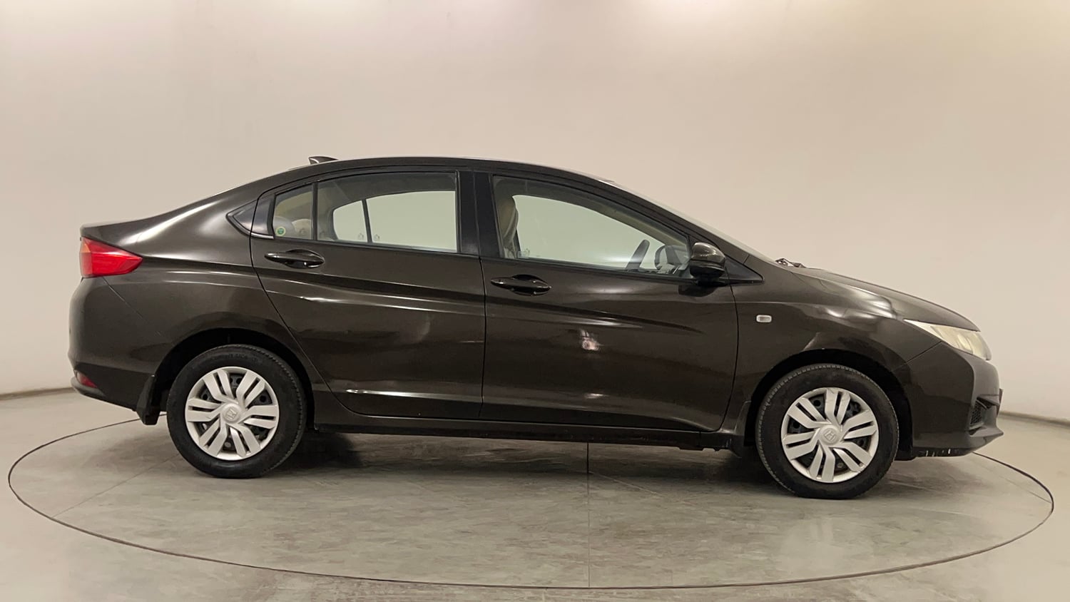 Used 2016 Honda City SV CVT Petrol Automatic exterior RIGHT SIDE VIEW