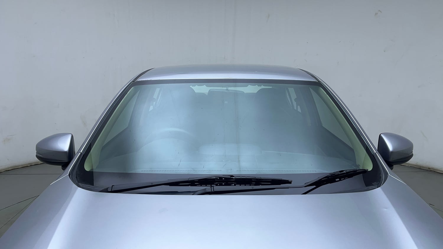 Used 2020 Honda Amaze 1.2 VX MT Petrol Petrol Manual exterior FRONT WINDSHIELD VIEW