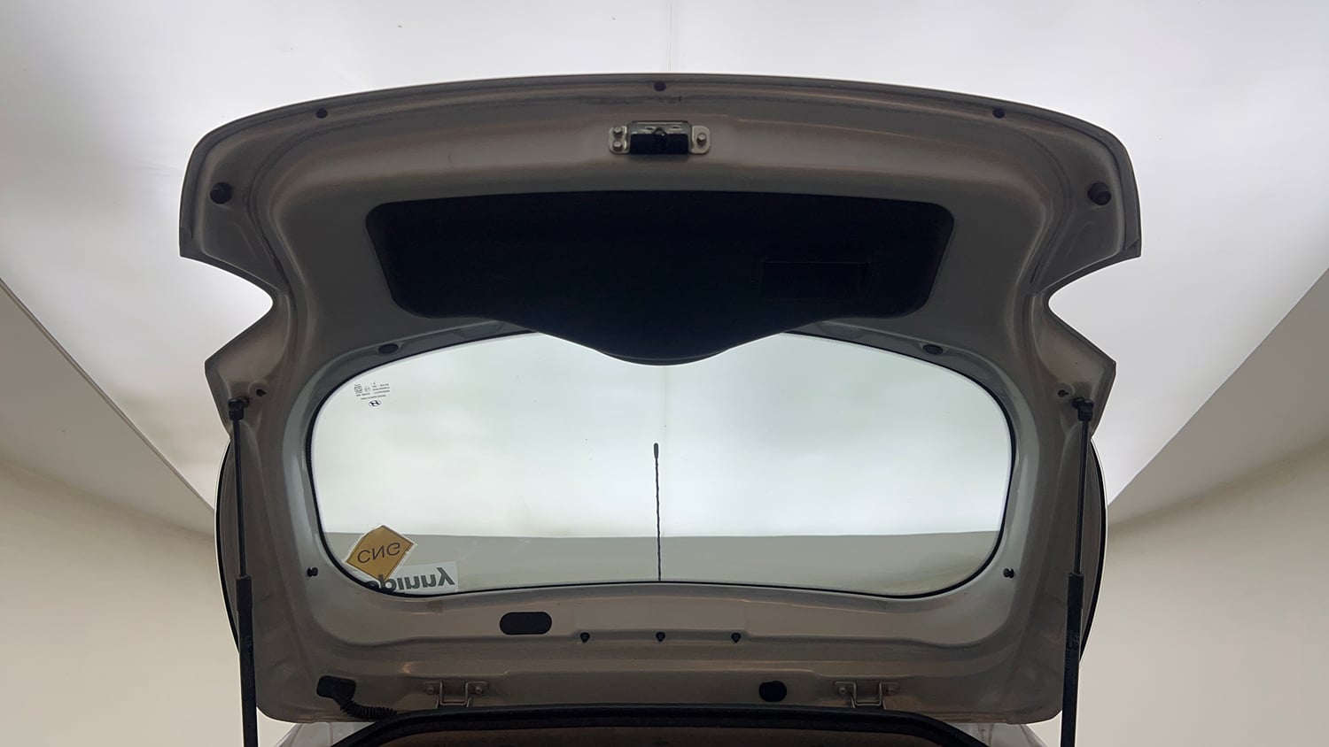 Used 2018 Hyundai Grand i10 Magna 1.2 Kappa VTVT CNG (outside fitted) Cng Manual interior DICKY DOOR OPEN VIEW