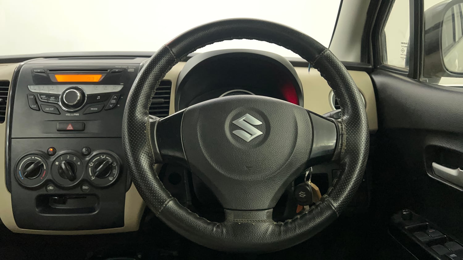 Used 2019 Maruti Suzuki Wagon R 1.0 VXI AMT Petrol Automatic interior STEERING VIEW