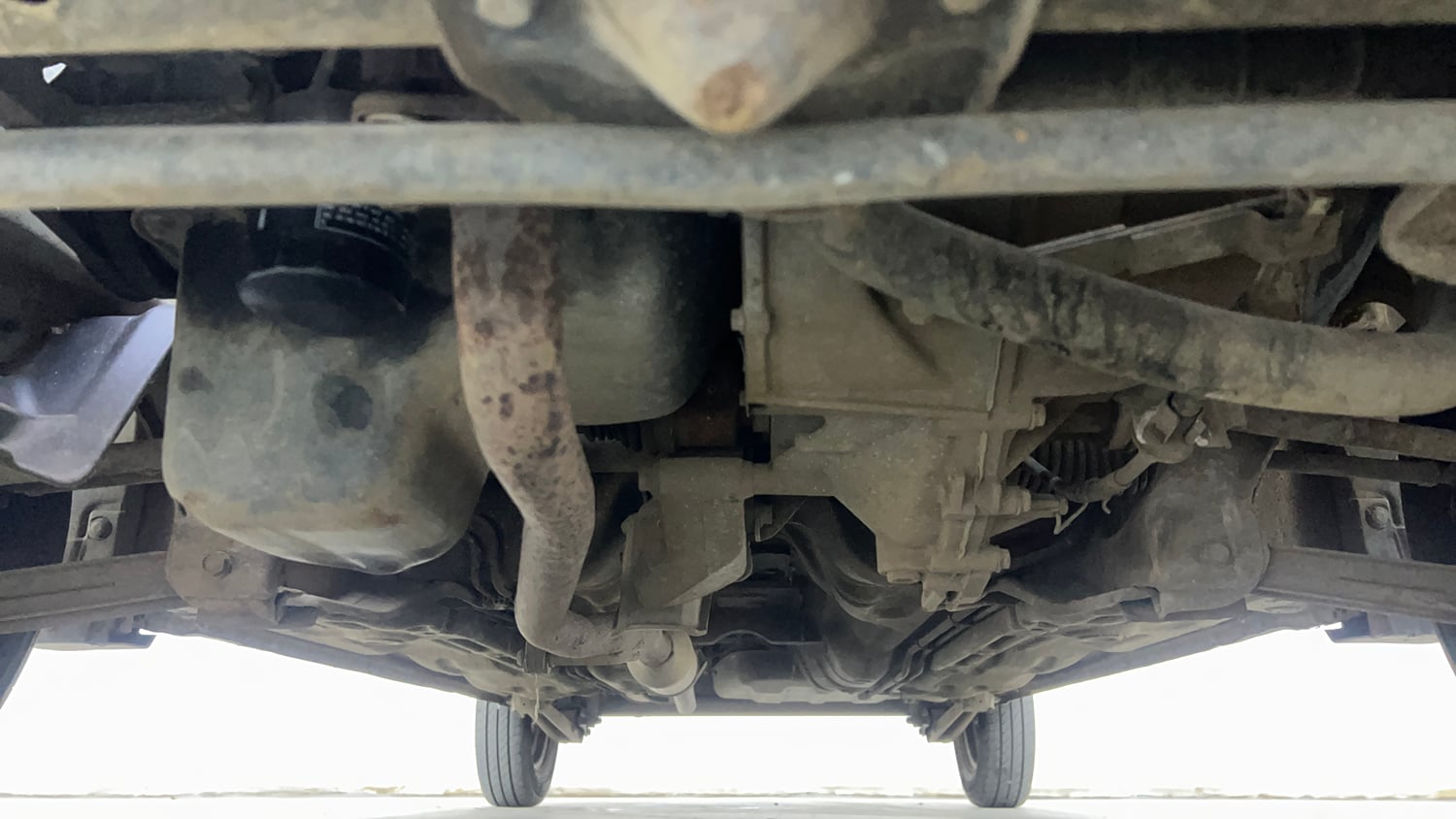 Used 2018 Maruti Suzuki Alto 800 LXi Petrol Manual extra FRONT LEFT UNDERBODY VIEW