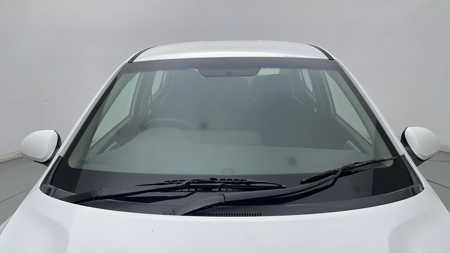 Used 2021 Hyundai Aura SX Plus 1.2 AMT Petrol Petrol Automatic exterior FRONT WINDSHIELD VIEW