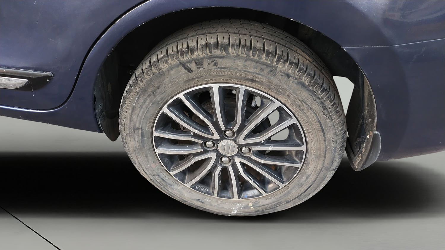 Used 2021 Maruti Suzuki Dzire ZXi Plus Petrol Manual tyres LEFT REAR TYRE RIM VIEW