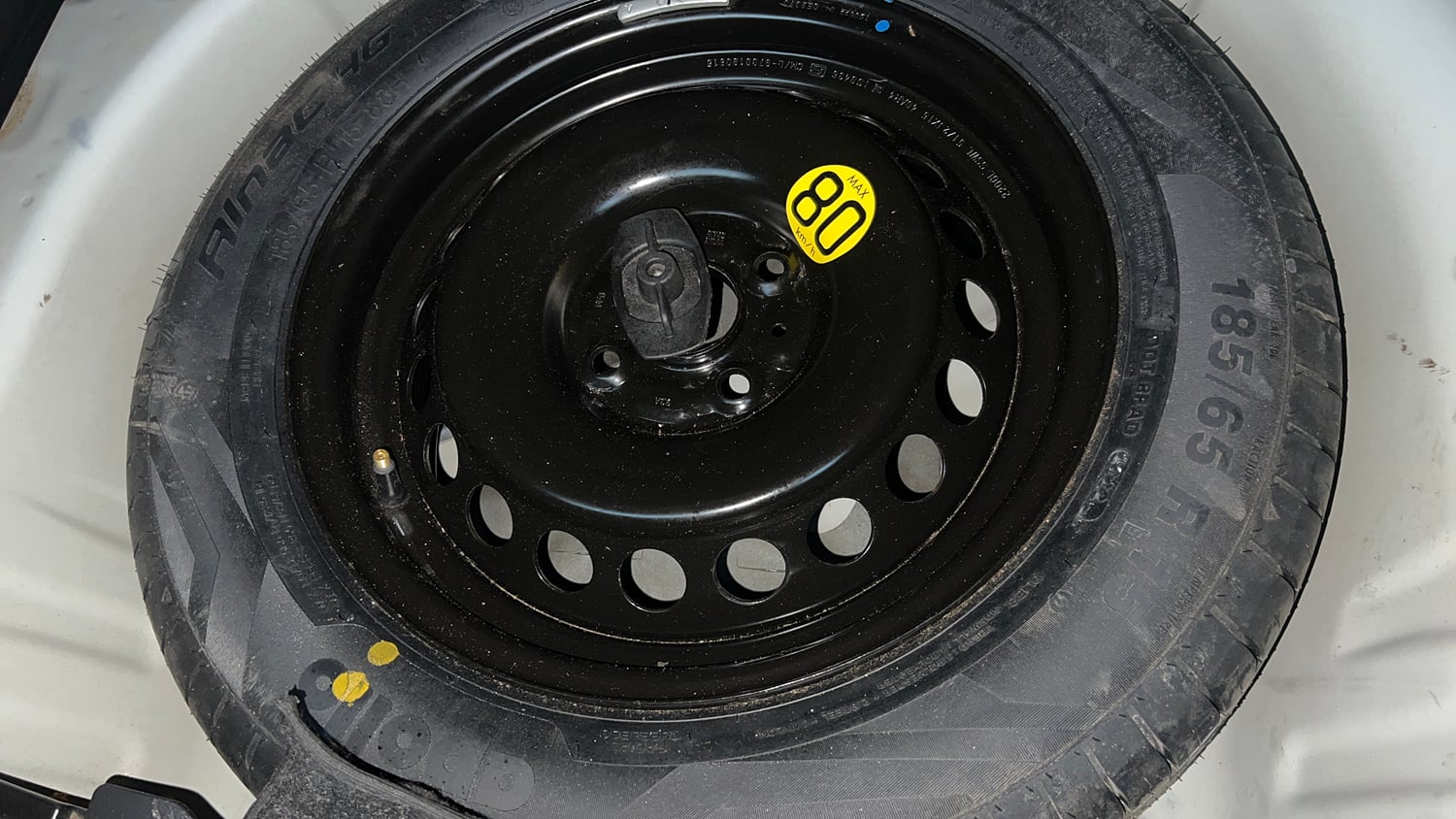 Used 2022 Maruti Suzuki Baleno Zeta Petrol Manual tyres SPARE TYRE VIEW