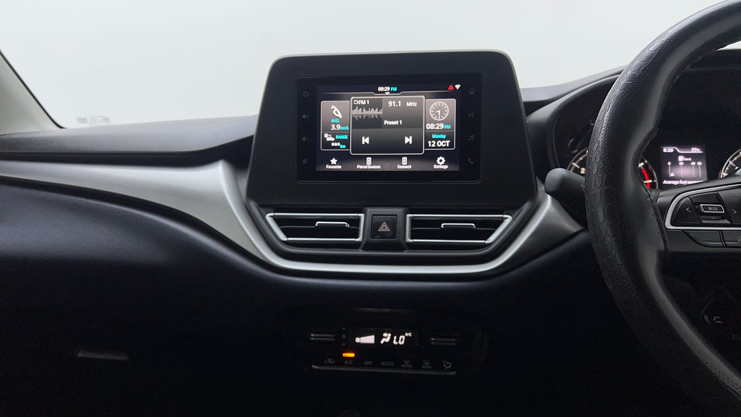 Used 2022 Maruti Suzuki Baleno Zeta Petrol Manual top_features Integrated (in-dash) music system