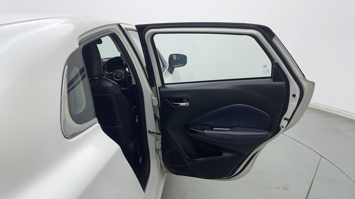 Used 2022 Maruti Suzuki Baleno Zeta Petrol Manual interior RIGHT REAR DOOR OPEN VIEW