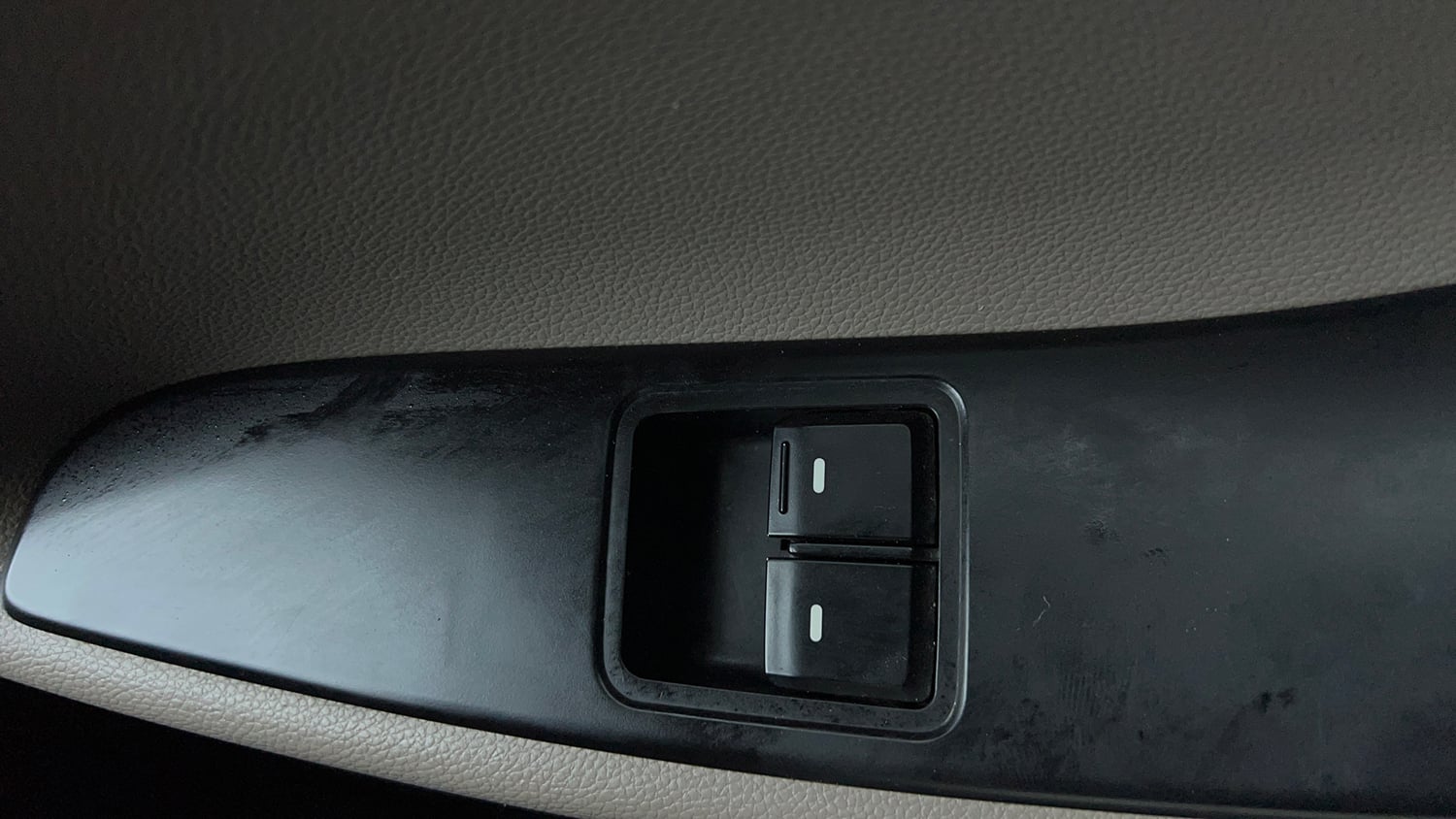 Used 2014 Hyundai Elite i20 Era 1.2 Petrol Manual top_features Power windows