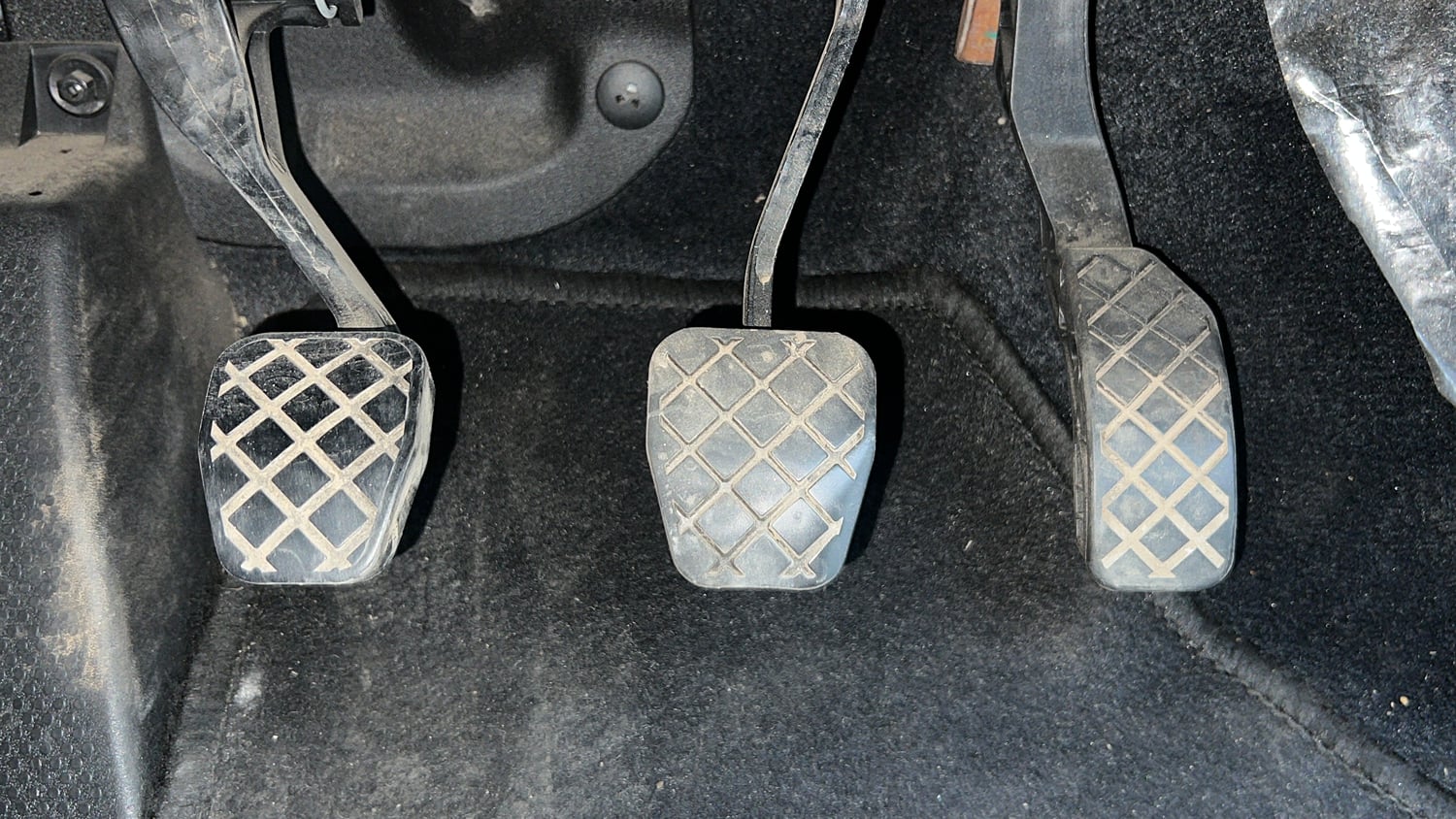 Used 2017 Volkswagen Polo Trendline 1.2L (P) Petrol Manual interior PEDALS VIEW