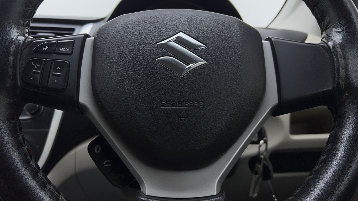 Used 2018 Maruti Suzuki Celerio ZXi (O) AMT Petrol Automatic top_features Airbags