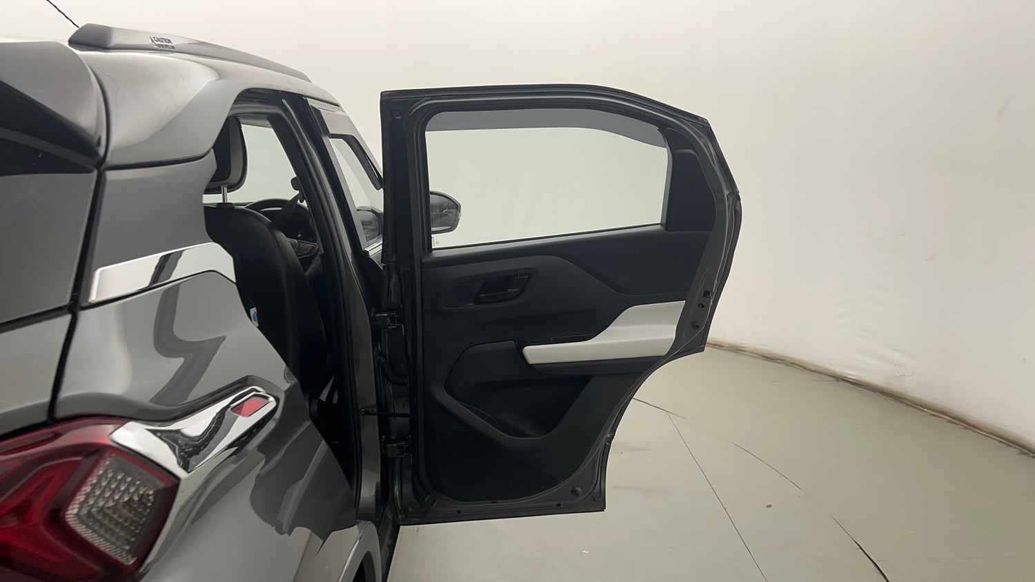 Used 2023 Tata Punch Accomplished MT Petrol Manual interior RIGHT REAR DOOR OPEN VIEW