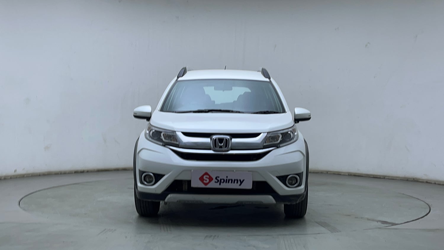 Used 2017 Honda BR-V VX Diesel Diesel Manual exterior FRONT VIEW