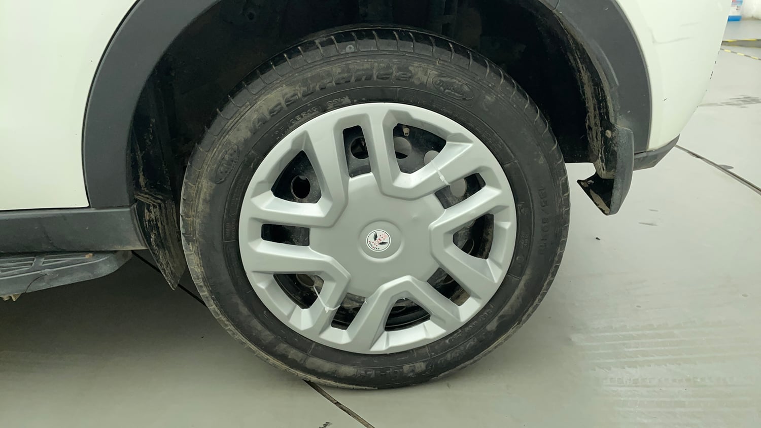 Used 2021 Tata Nexon XZ Petrol Manual tyres LEFT REAR TYRE RIM VIEW