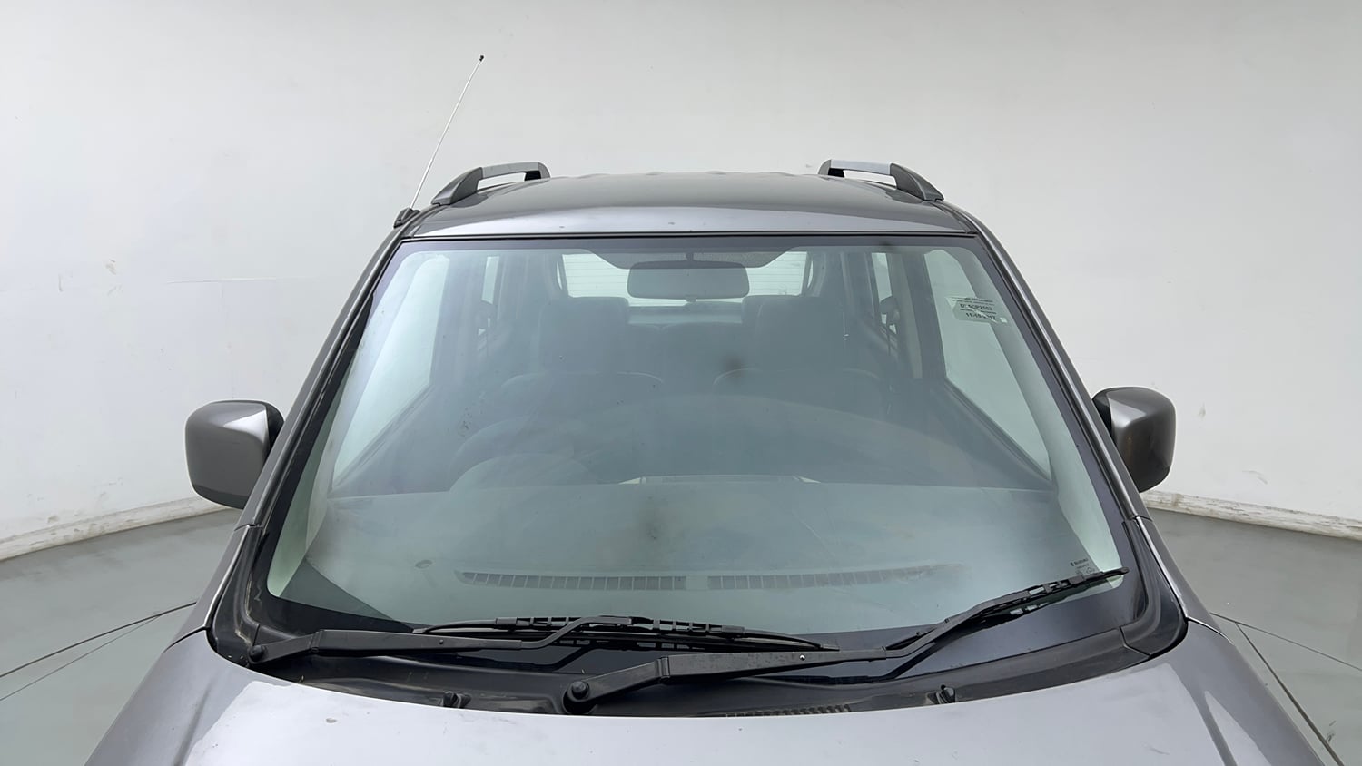 Used 2017 Maruti Suzuki Wagon R VXI Petrol Manual exterior FRONT WINDSHIELD VIEW