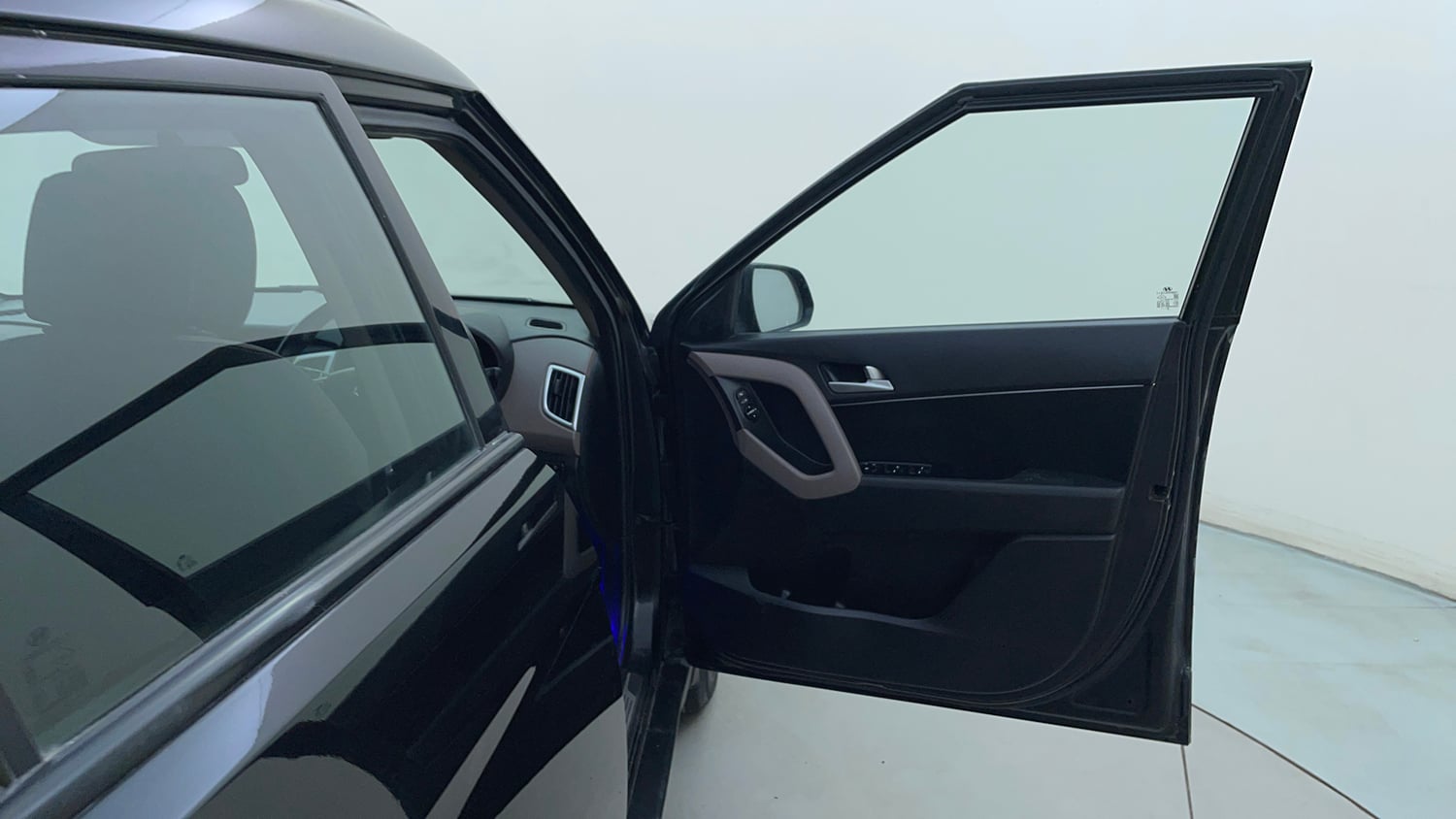 Used 2018 Hyundai Creta SX 1.6 CRDi Diesel Manual interior RIGHT FRONT DOOR OPEN VIEW