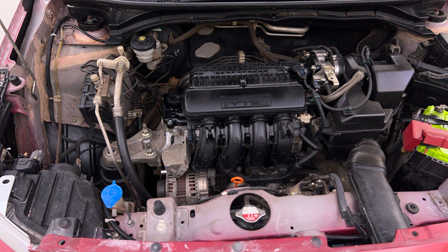 Used 2020 Honda Amaze 1.2 V CVT Petrol Petrol Automatic engine ENGINE RIGHT SIDE VIEW