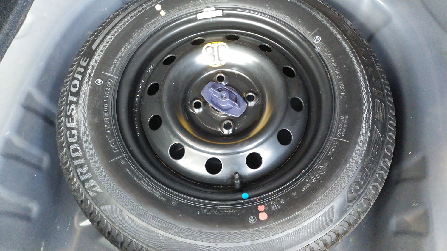 Used 2021 Maruti Suzuki Dzire ZXi Plus Petrol Manual tyres SPARE TYRE VIEW