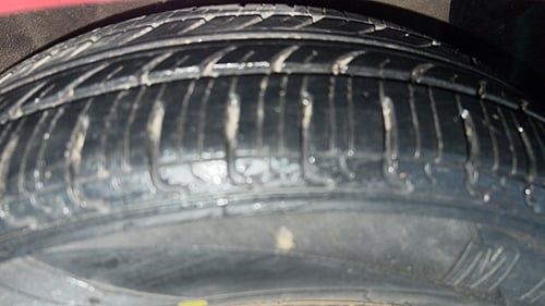 Used 2016 Hyundai Grand i10 Magna 1.2 Kappa VTVT Petrol Manual tyres RIGHT FRONT TYRE TREAD VIEW