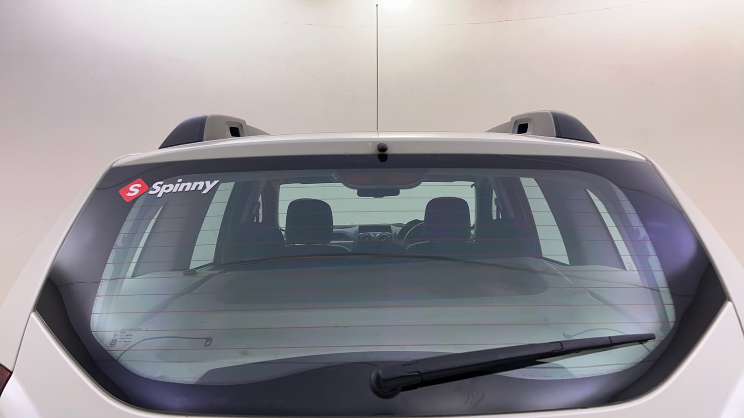 Used 2017 Renault Duster RXS CVT Petrol Automatic top_features Rear defogger