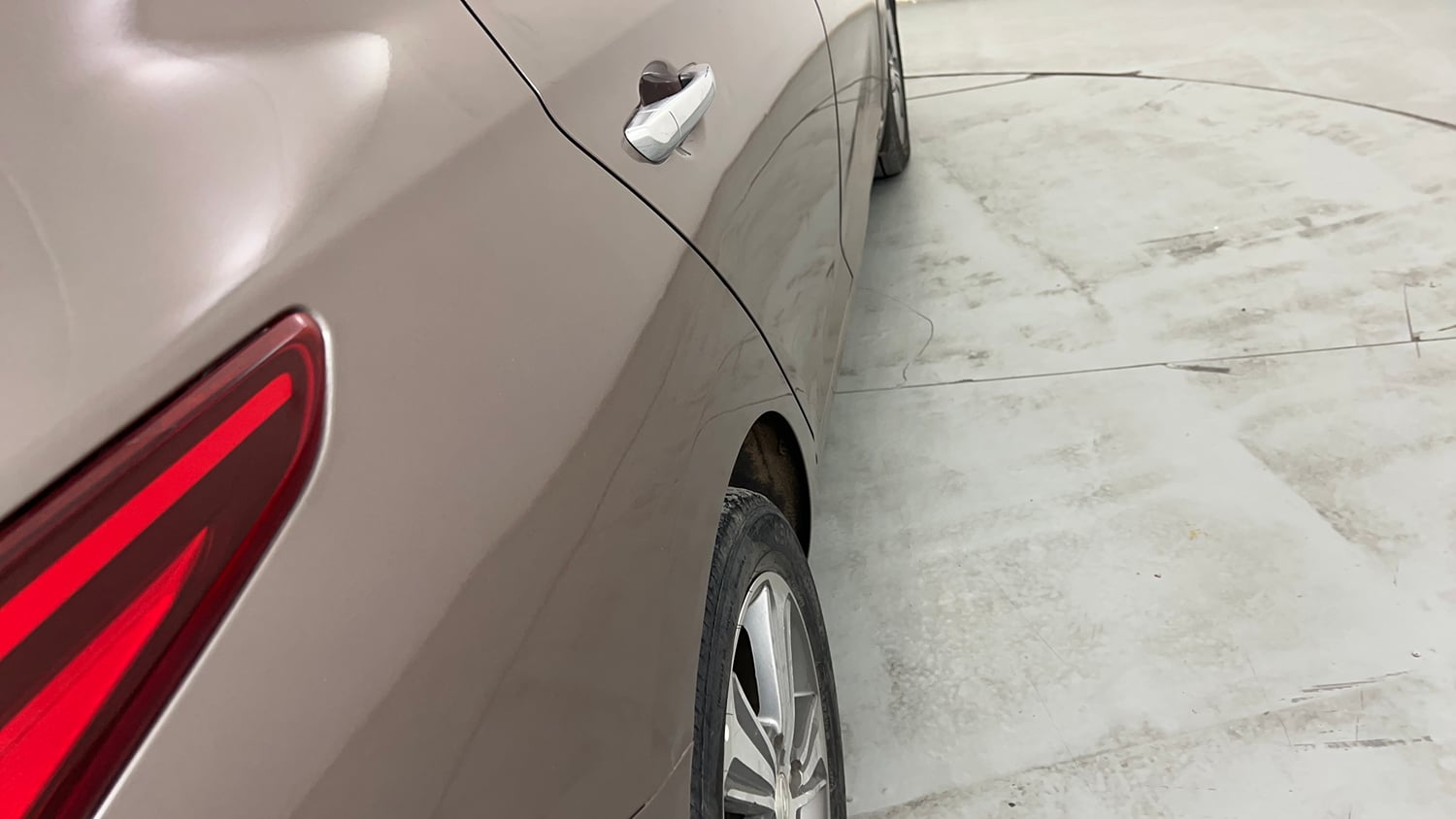 Used 2019 Hyundai Verna SX (O) 1.6 CRDi  AT Diesel Automatic dents MINOR DENT
