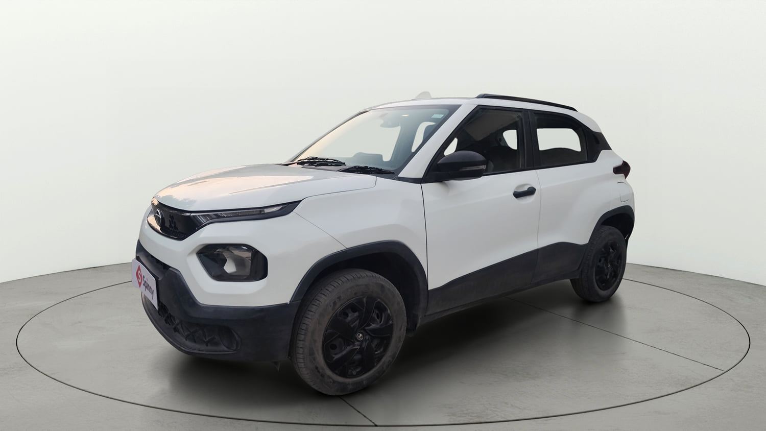 Used 2022 Tata Punch Pure MT Petrol Manual exterior LEFT FRONT CORNER VIEW