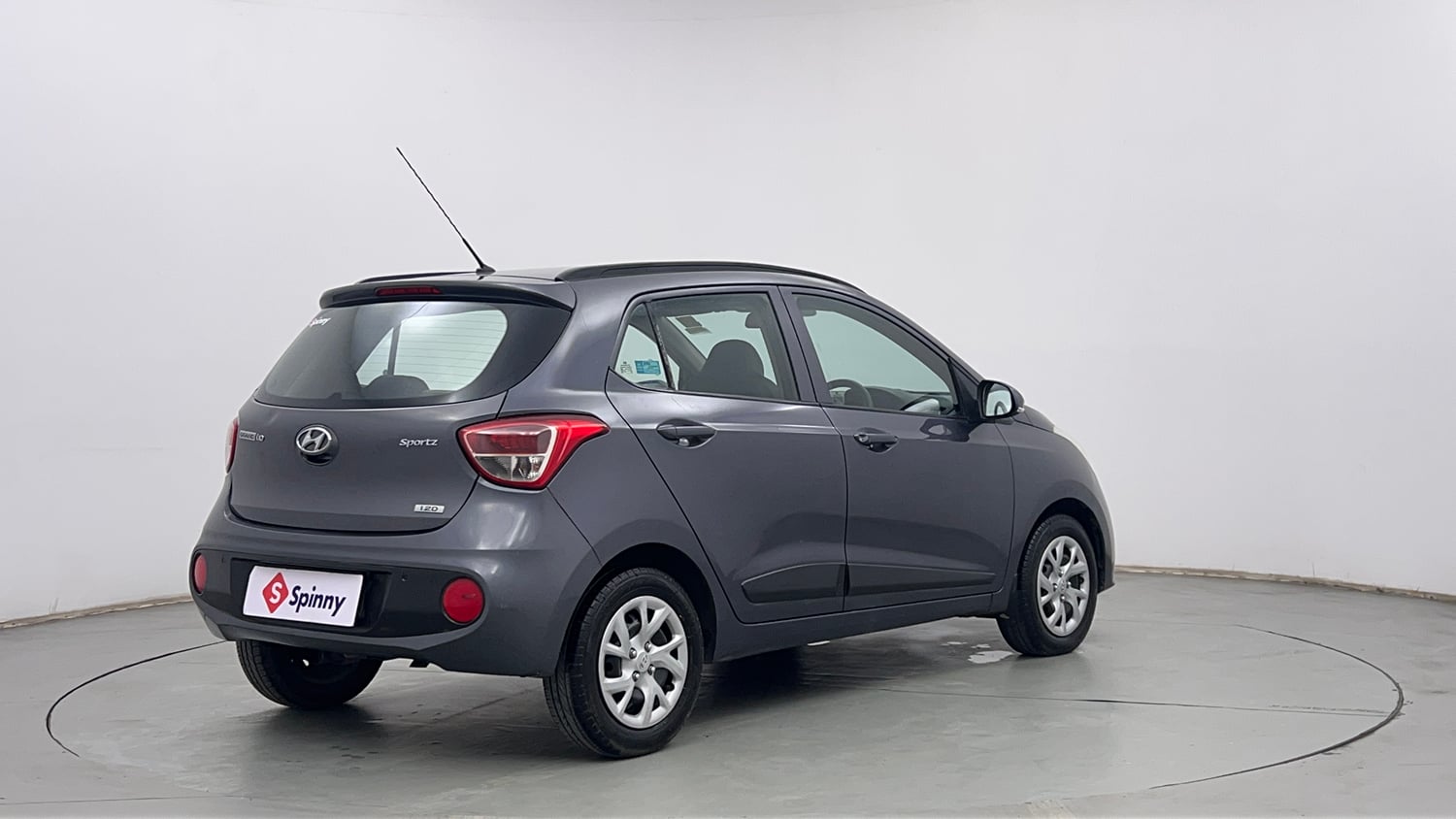 Used 2018 Hyundai Grand i10 Sportz (O) U2 1.2 CRDi Diesel Manual exterior RIGHT REAR CORNER VIEW