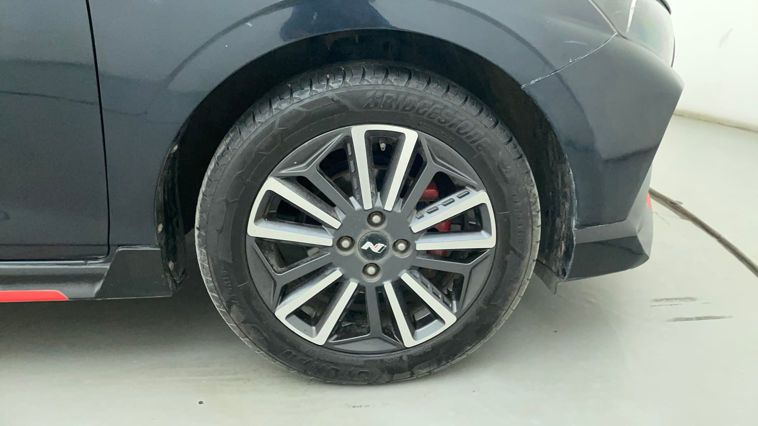 Used 2023 Hyundai i20 N Line N8 1.0 Turbo DCT Petrol Automatic tyres RIGHT FRONT TYRE RIM VIEW