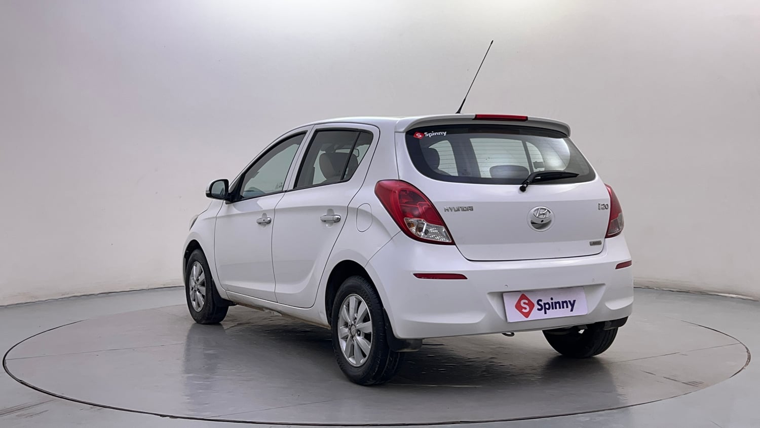 Used 2013 Hyundai i20 Asta 1.2 Petrol Manual exterior LEFT REAR CORNER VIEW