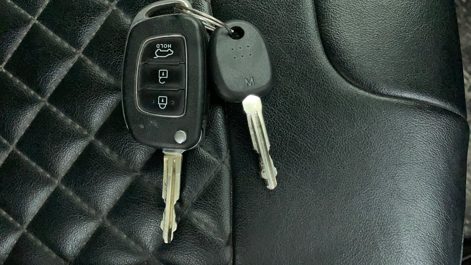 Used 2020 Hyundai Elite i20 Sportz Plus 1.2 Petrol Manual extra CAR KEY VIEW