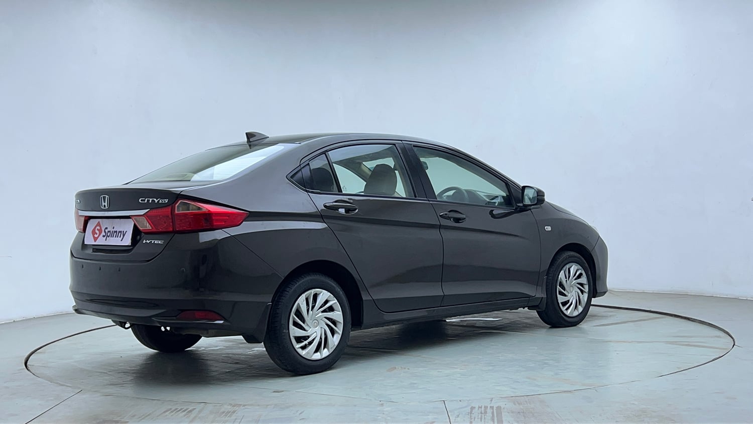 Used 2015 Honda City SV CVT Petrol Automatic exterior RIGHT REAR CORNER VIEW