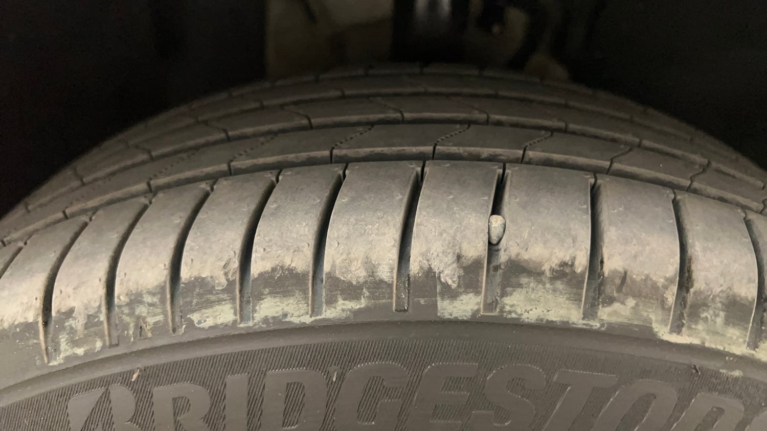 Used 2023 Tata Altroz XZA Plus Petrol Petrol Automatic tyres RIGHT FRONT TYRE TREAD VIEW